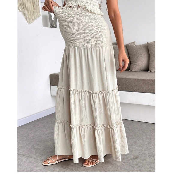 Maternity Knit Cropped Halter Top Stretchy Waist Maxi Skirt Set - Picture 5 of 6